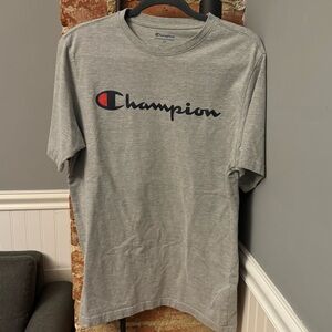 Champion Gray Tshirt Men’s Size Large